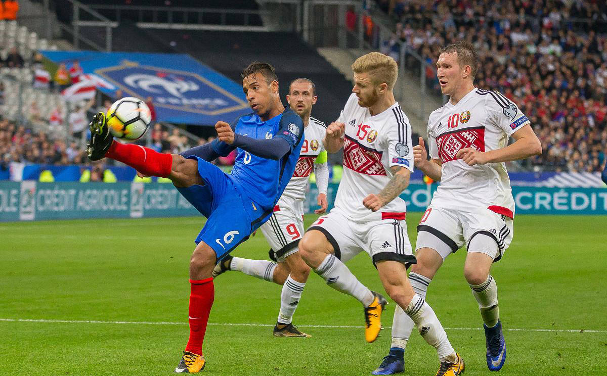 阿尔克马尔客场获胜,淡定晋级态势的简单介绍 阿尔克马尔客场获胜,淡定晋级态势的简单介绍