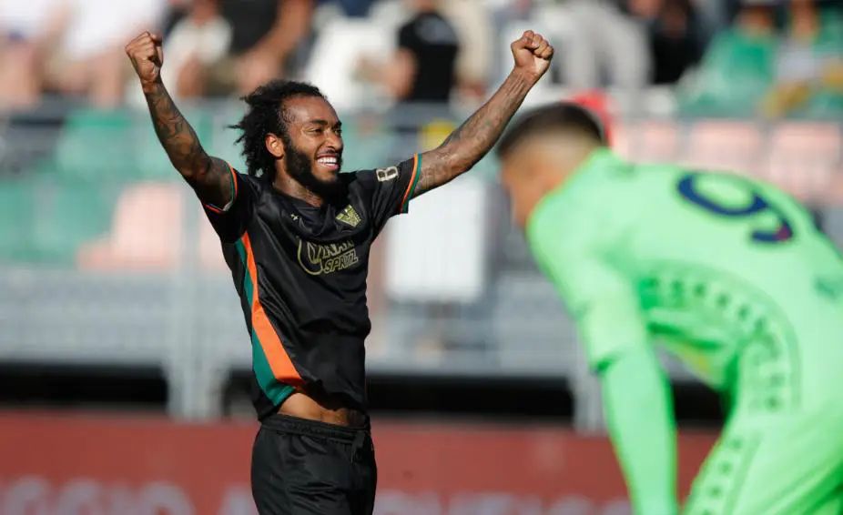 开云体育下载-包含热那亚客场大胜，保级形势一片光明的词条