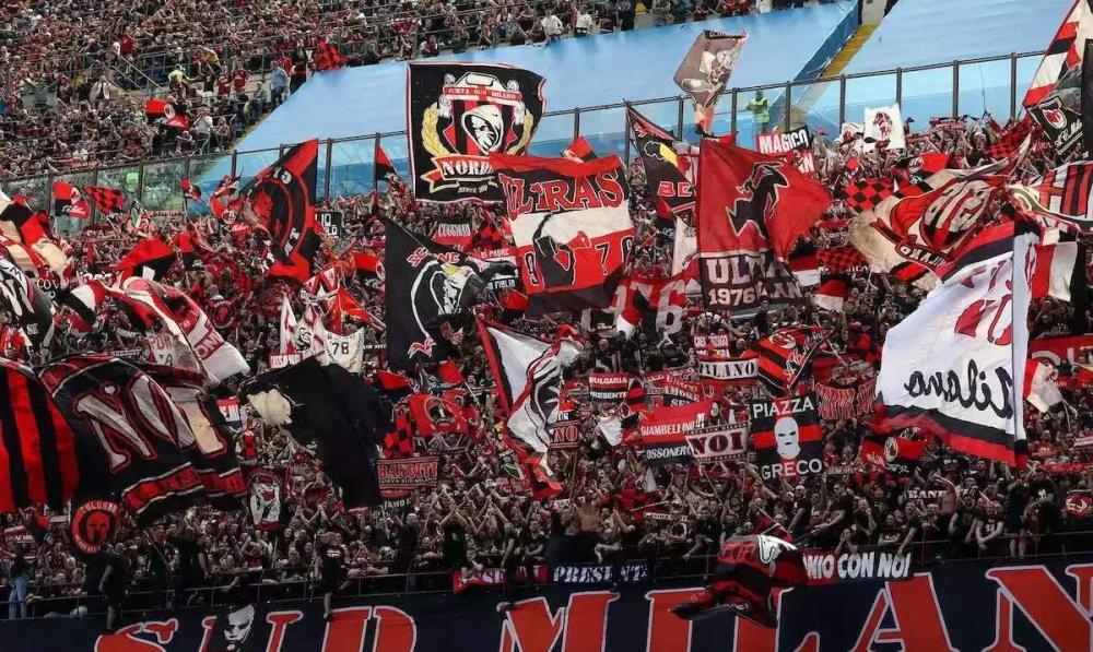 AC米兰客场挑战都灵,备受关注 AC米兰客场挑战都灵,备受关注