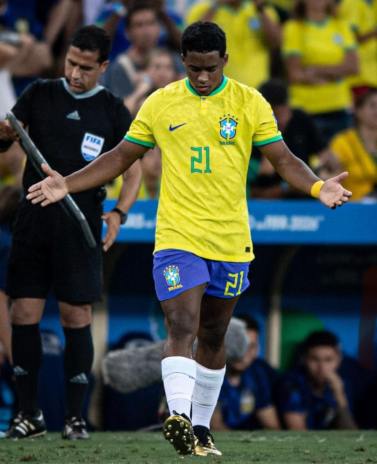 开云体育下载-里尔击败雷恩，在比赛中展现出色表现