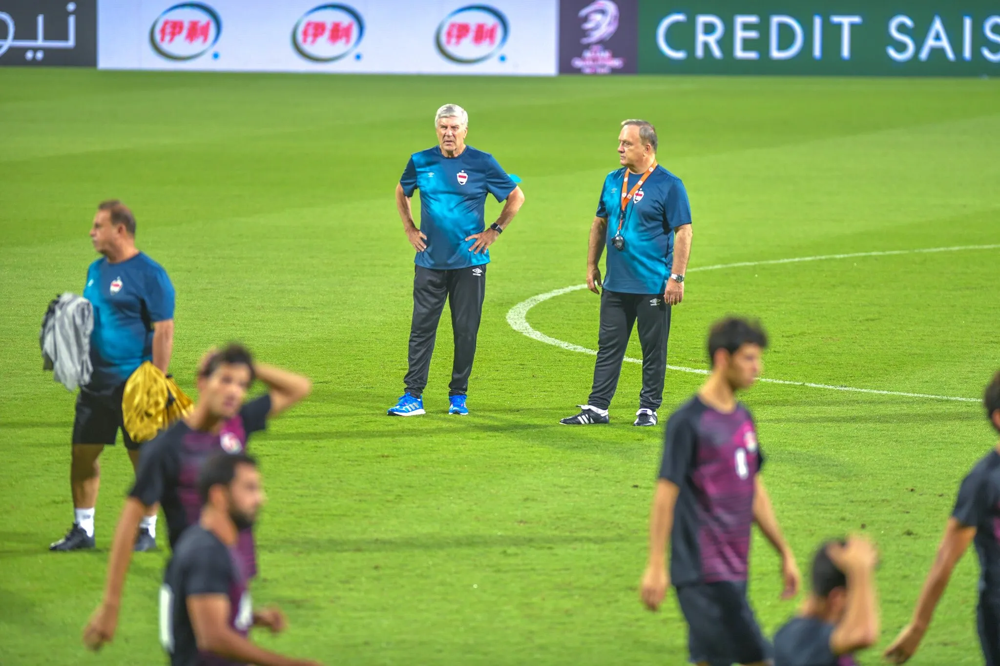 伊拉克球队夺冠在望,实力雄厚 伊拉克球队夺冠在望,实力雄厚