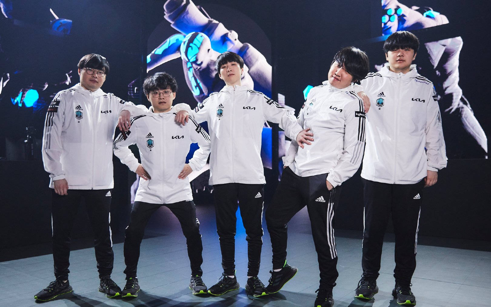 开云下载-关于HKA险胜DK，ShowMaker拿下关键大龙顶尖较量全球总决赛，让粉丝疯狂欢呼的信息