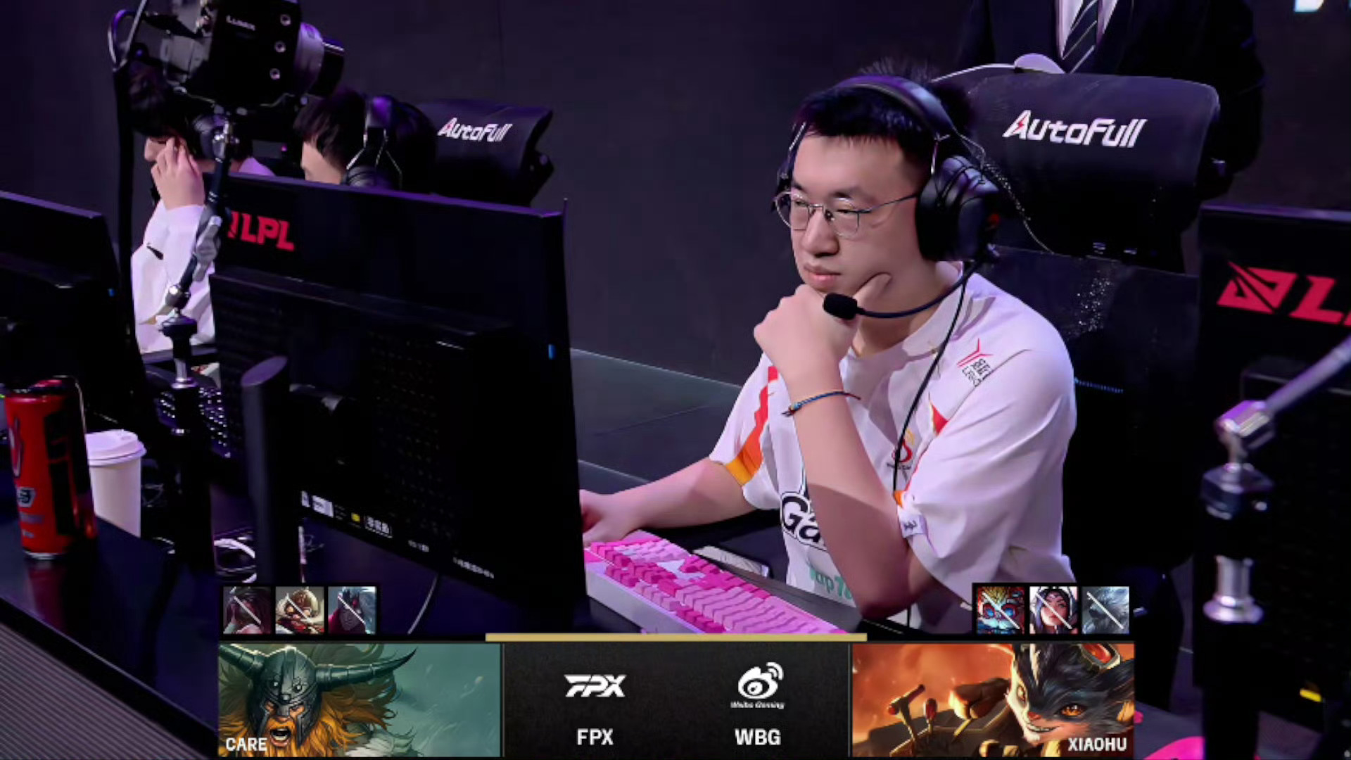 开云体育在线-包含FPX横扫C9，BDD关键团战开团秒人强强对话小组赛，让粉丝疯狂欢呼的词条