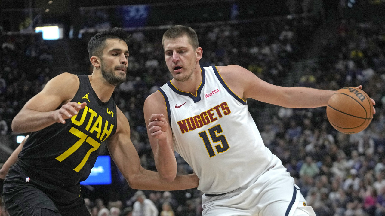 开云体育APP下载-爵士连败，球队危机加重