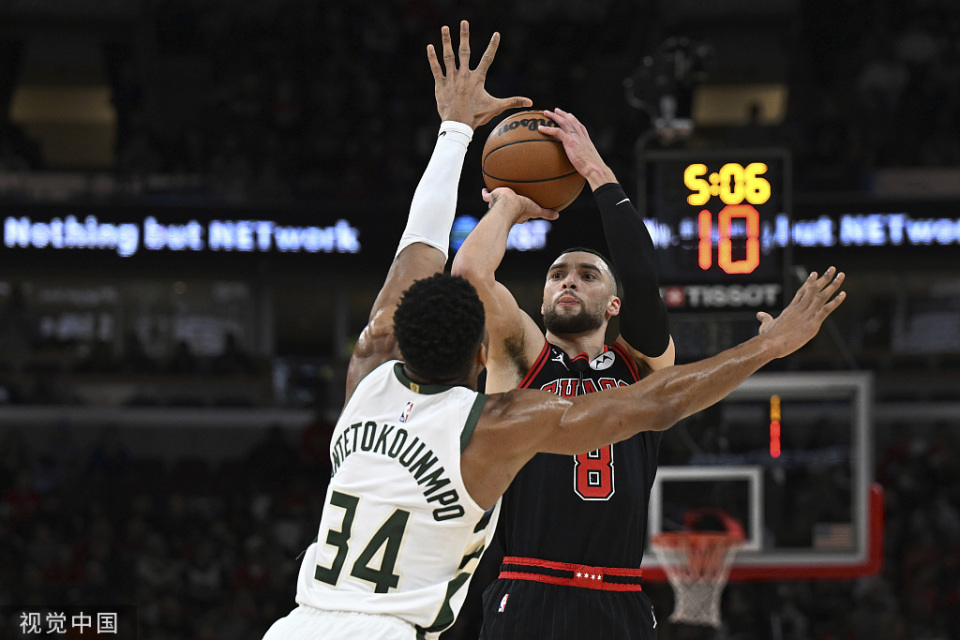 公牛逆转雄鹿,继续保持不败记录 公牛逆转雄鹿,继续保持不败记录