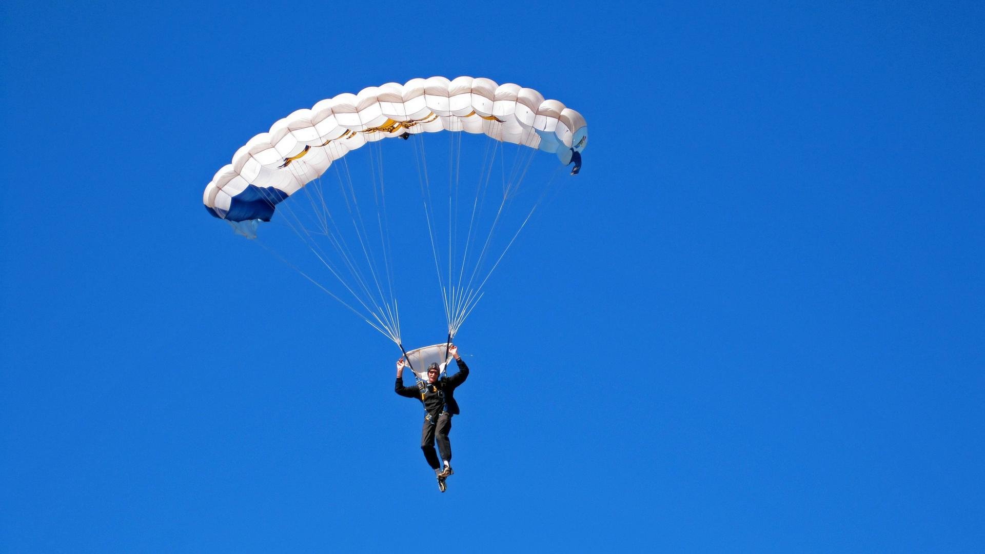 开云体育APP下载-燃烧的麦迪逊，乔治49分焚毁雄鹿，尼克斯加时奇迹源于困兽之怒
