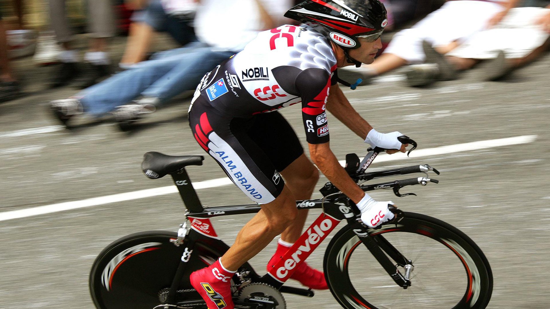开云体育-银箭未竟，蓝焰当空，诺里斯火雨中的威廉姆斯绝杀夜